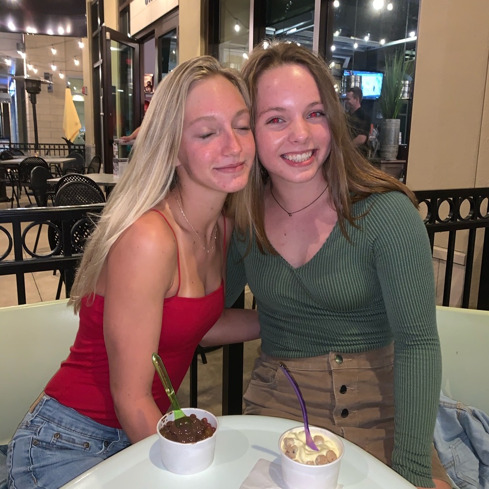 Meet your Posher, Camille